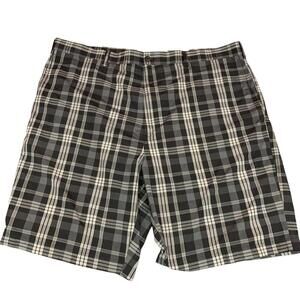 PGA Tour Mens Size 44 Golf Shorts Flat Front Black Gray Plaid​
